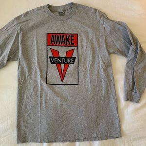 Venture graphic long sleeve